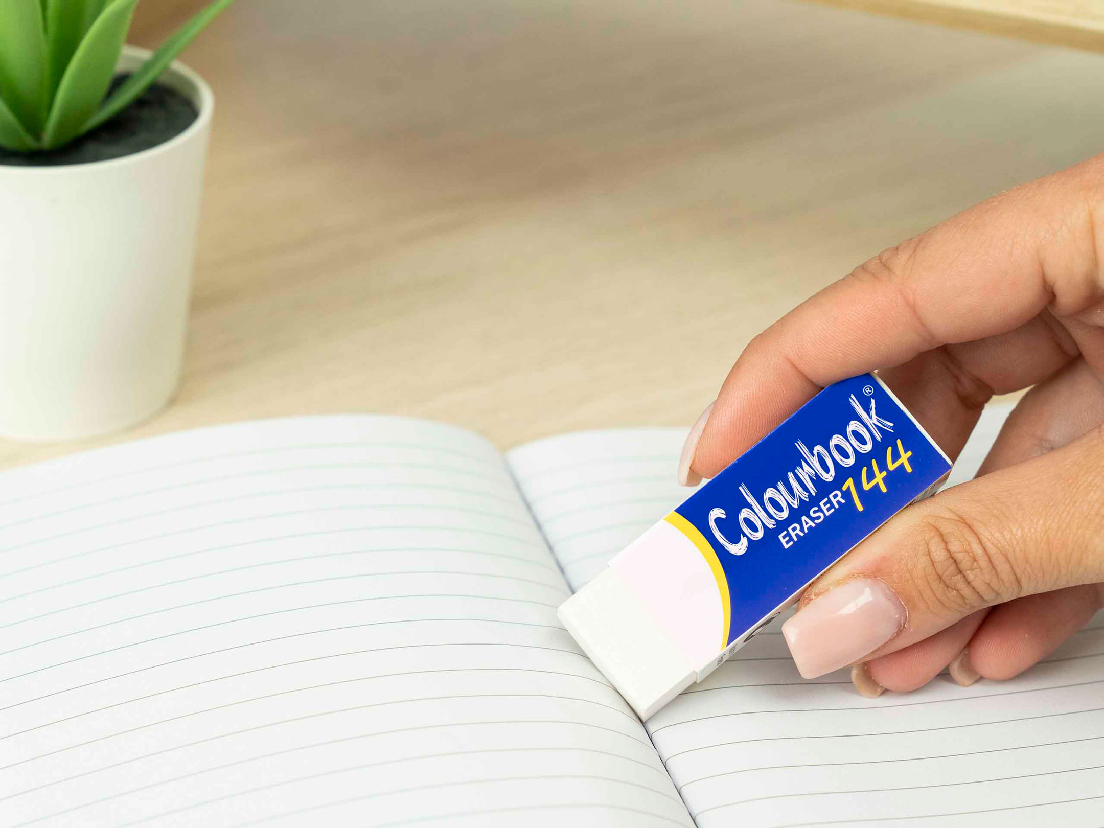 Ambientata-gomma-da-cancellare-Eraser144