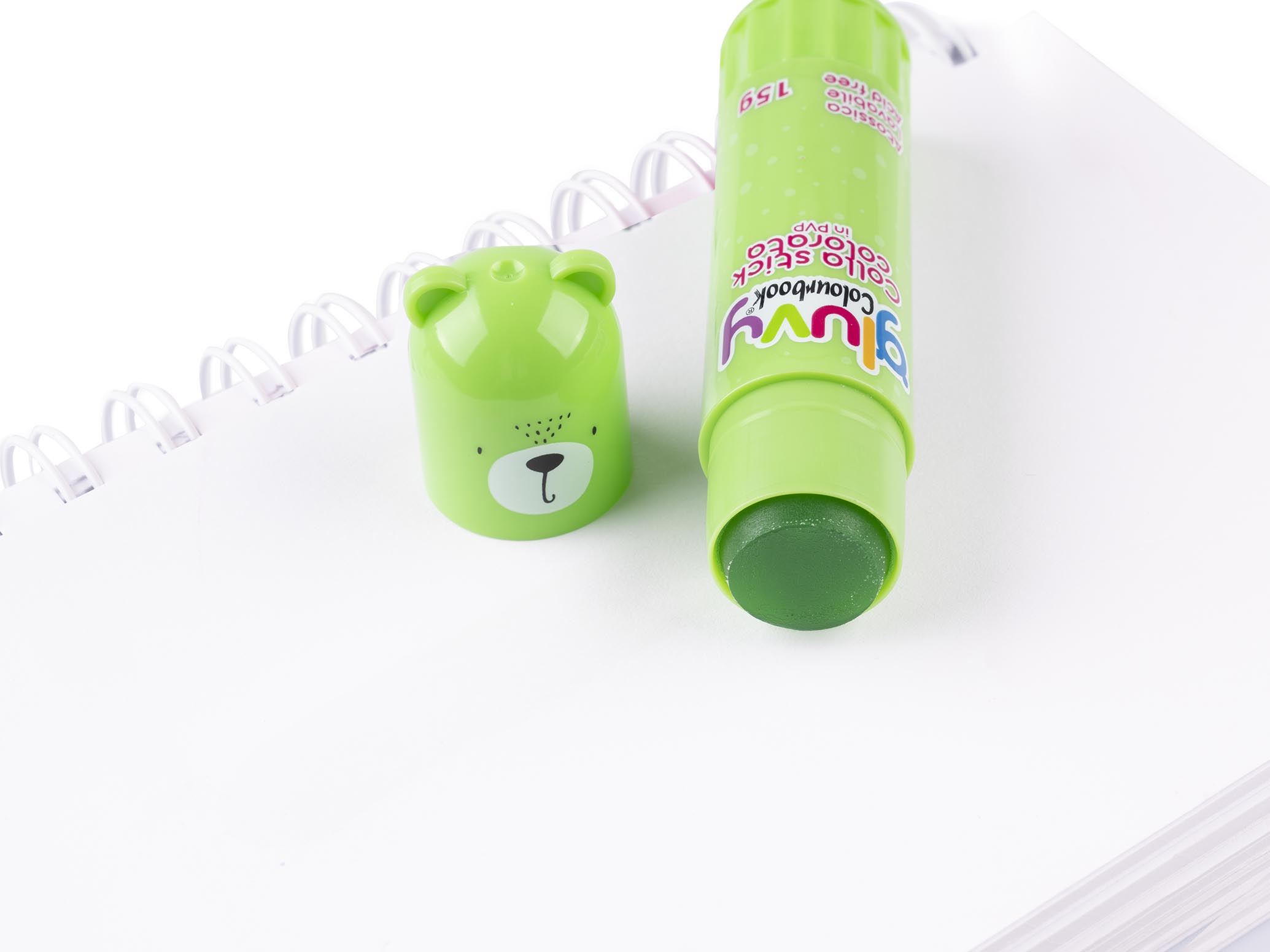 Dettaglio colla stick colorata Gluvy verde