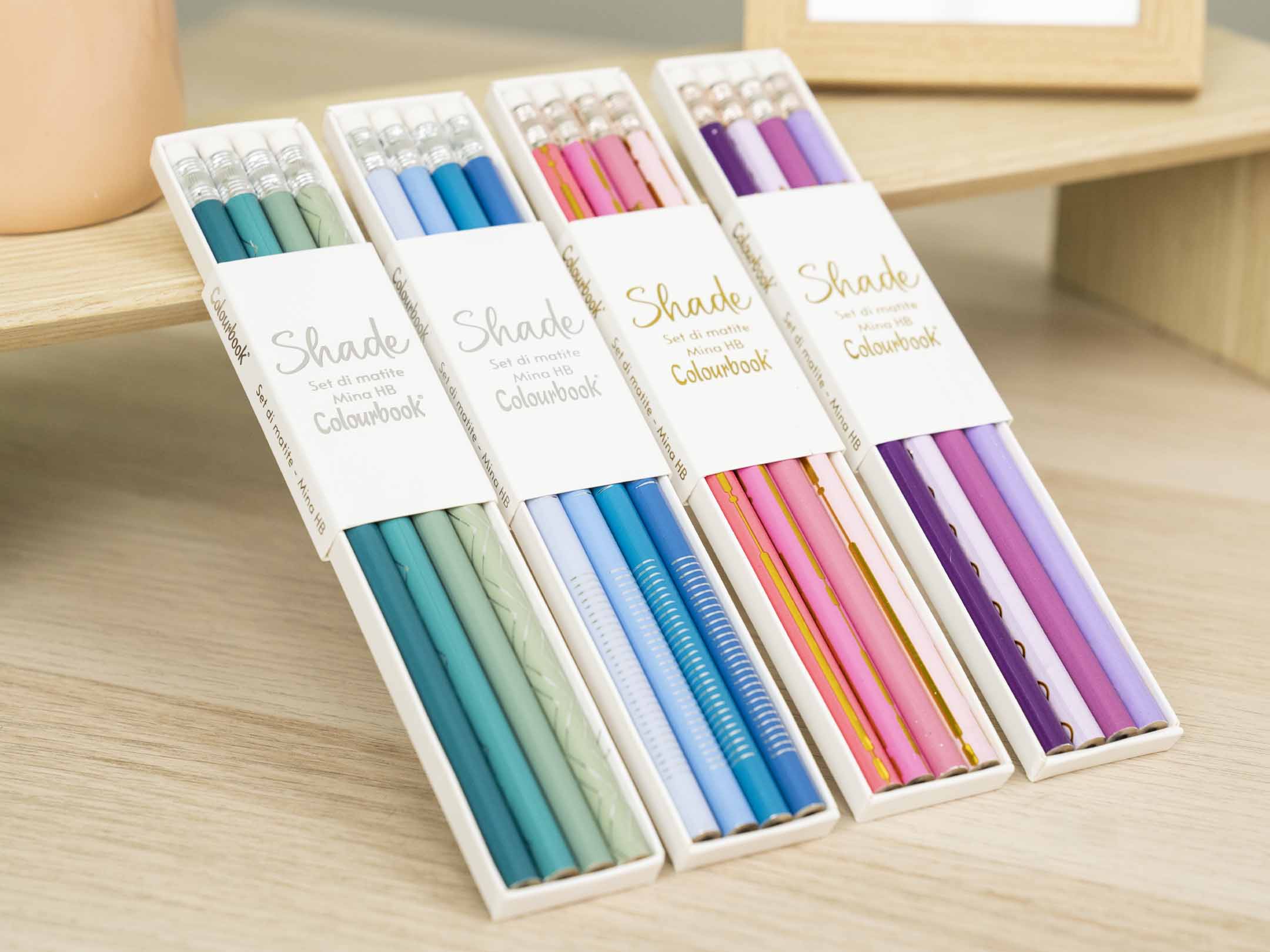 Set 4 matite con gomma Shade ambientata